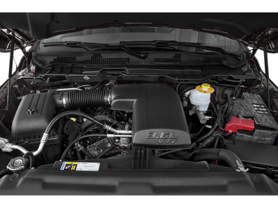 2022 RAM 1500 Classic SLT Crew Cab 4x4 5'7' Box