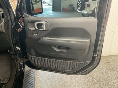 2023 Jeep Wrangler 4-Door Sahara 4x4