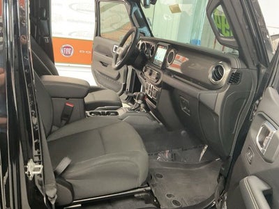 2023 Jeep Wrangler 4-Door Sahara 4x4