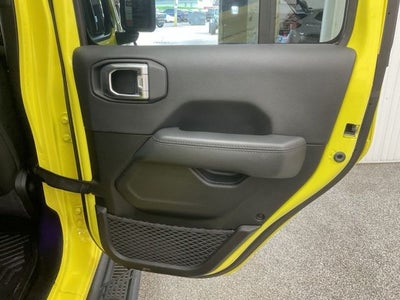 2022 Jeep Wrangler Unlimited Sahara Altitude 4x4