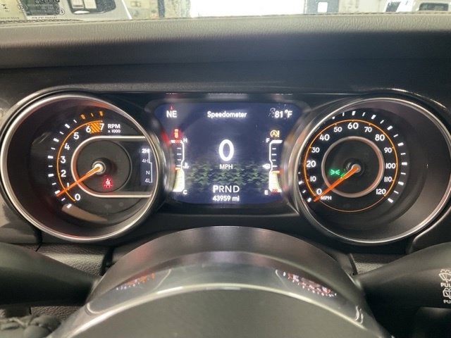 2022 Jeep Wrangler Unlimited Sahara Altitude 4x4