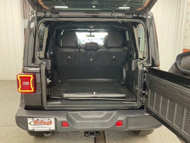 2022 Jeep Wrangler Unlimited Sahara Altitude 4x4