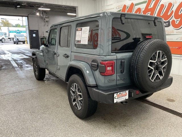 2026 Jeep Wrangler 4-Door Sahara 4x4
