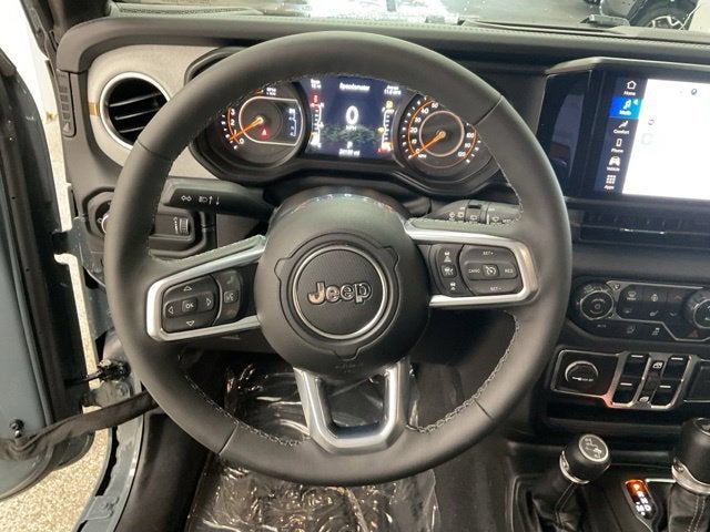 2026 Jeep Wrangler 4-Door Sahara 4x4