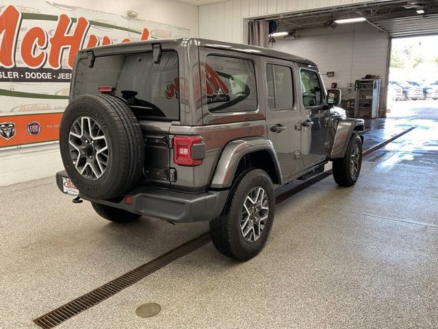 2026 Jeep Wrangler 4-Door Sahara 4x4