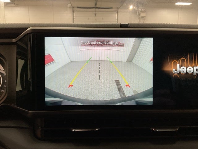 2024 Jeep Wrangler 4-Door Sahara 4x4