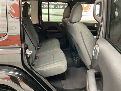 2024 Jeep Wrangler 4-Door Sahara 4x4