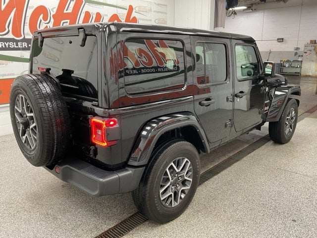 2024 Jeep Wrangler 4-Door Sahara 4x4