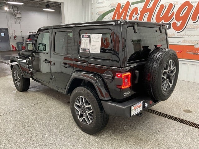 2024 Jeep Wrangler 4-Door Sahara 4x4