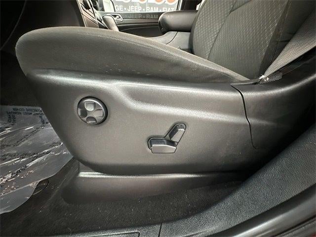 2020 Jeep Grand Cherokee Laredo E 4x4