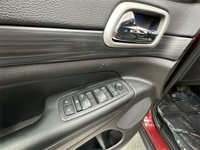 2020 Jeep Grand Cherokee Laredo E 4x4