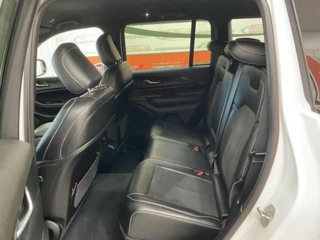 2023 Jeep Grand Cherokee Altitude 4x4