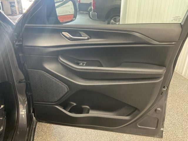 2025 Jeep Grand Cherokee Altitude X 4x4