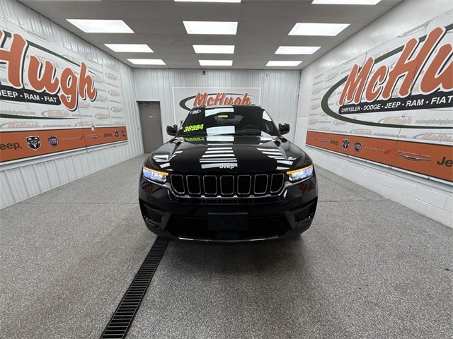 2025 Jeep Grand Cherokee Laredo X 4x4