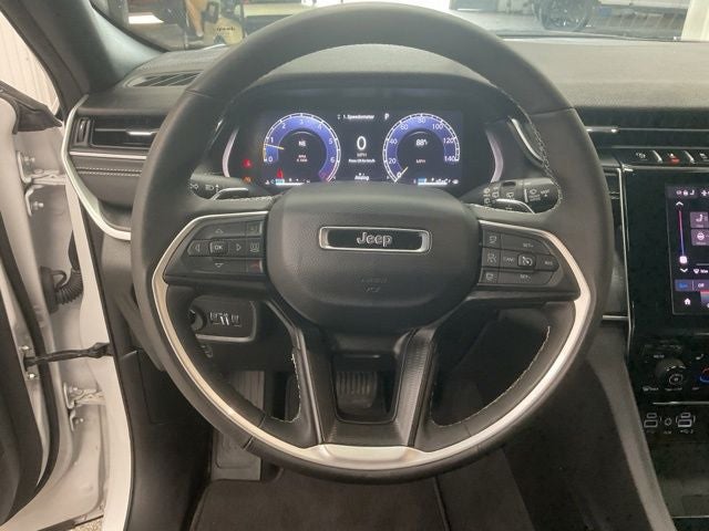 2025 Jeep Grand Cherokee Laredo X 4x4