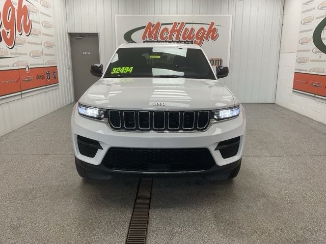 2025 Jeep Grand Cherokee Laredo X 4x4