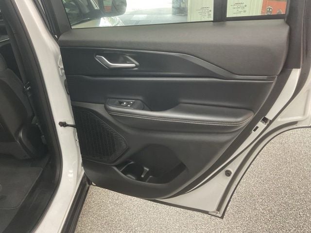 2025 Jeep Grand Cherokee Laredo X 4x4