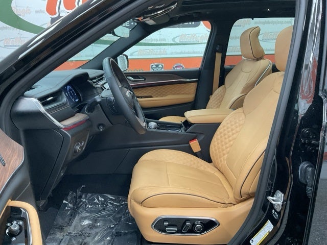 2025 Jeep Grand Cherokee Summit 4x4