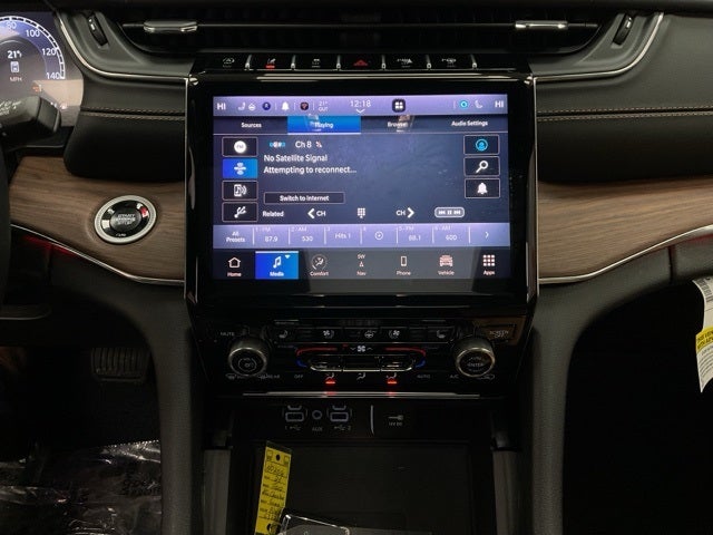 2025 Jeep Grand Cherokee Summit 4x4