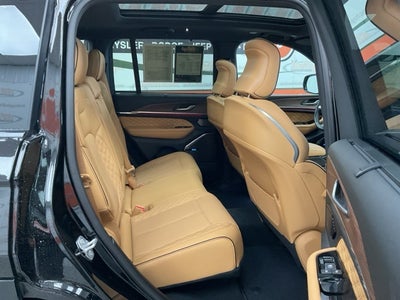 2025 Jeep Grand Cherokee Summit 4x4