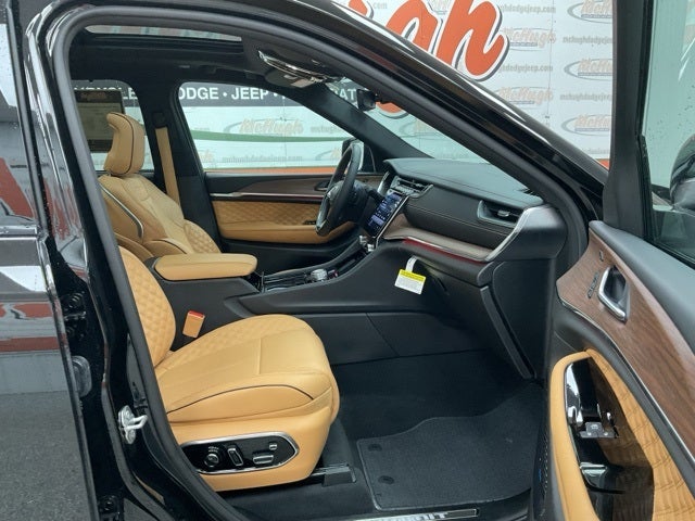 2025 Jeep Grand Cherokee Summit 4x4