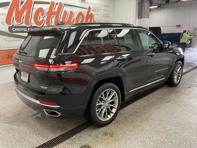 2025 Jeep Grand Cherokee Summit 4x4