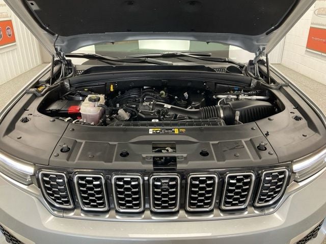 2025 Jeep Grand Cherokee Summit 4x4