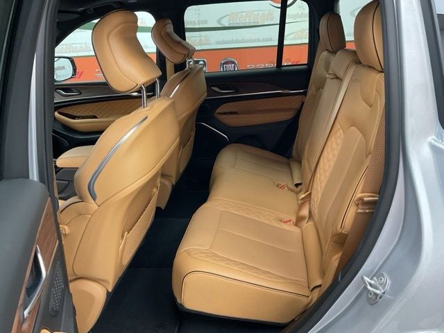 2025 Jeep Grand Cherokee Summit 4x4
