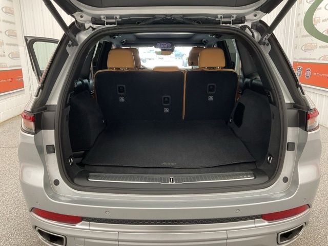 2025 Jeep Grand Cherokee Summit 4x4