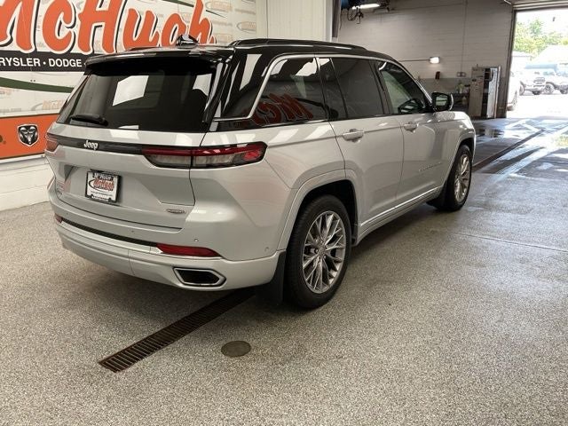 2025 Jeep Grand Cherokee Summit 4x4