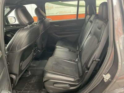 2024 Jeep Grand Cherokee L Altitude 4x4