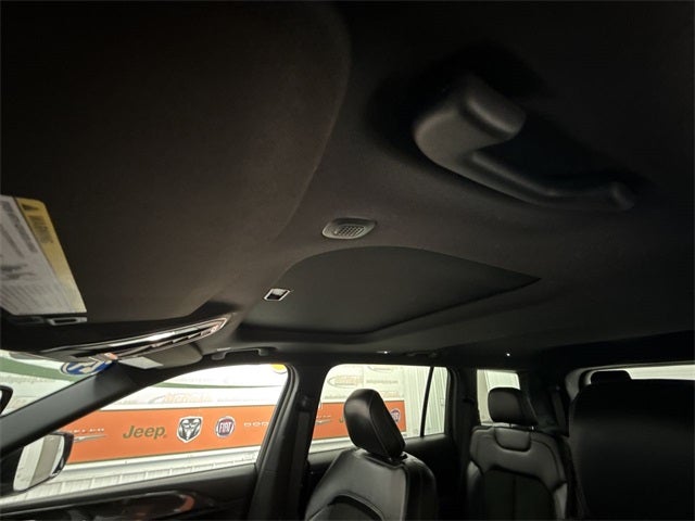 2021 Jeep Grand Cherokee L Altitude 4x4