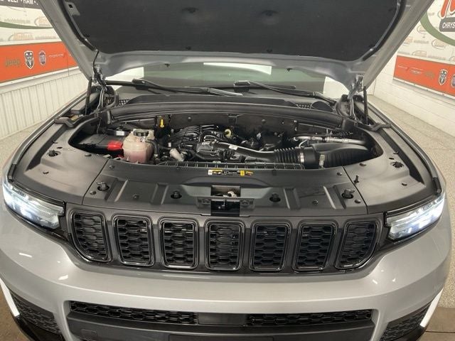 2023 Jeep Grand Cherokee L Altitude 4x4