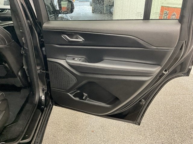 2025 Jeep Grand Cherokee L Altitude X 4x4