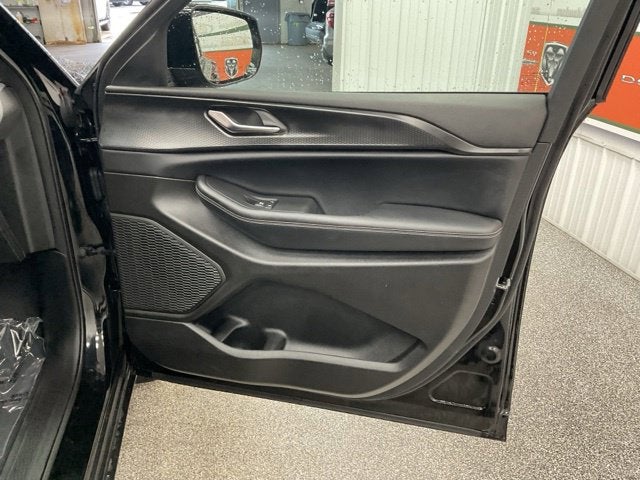 2025 Jeep Grand Cherokee L Altitude X 4x4
