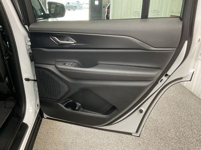 2026 Jeep Grand Cherokee GRAND CHEROKEE L LAREDO X 4X4
