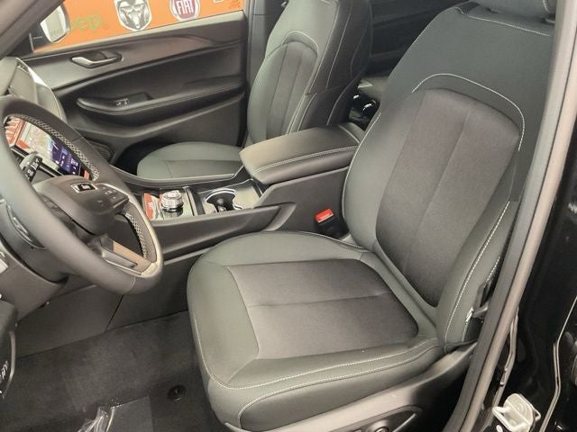 2026 Jeep Grand Cherokee GRAND CHEROKEE L LAREDO X 4X4