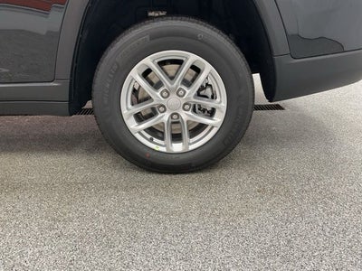 2026 Jeep Grand Cherokee GRAND CHEROKEE L LAREDO X 4X4