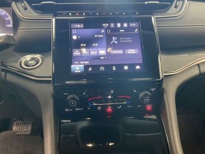 2022 Jeep Grand Cherokee L Laredo 4x4