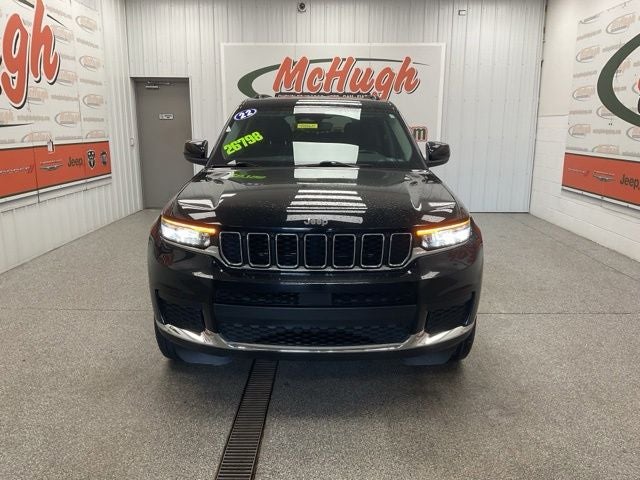 2022 Jeep Grand Cherokee L Laredo 4x4