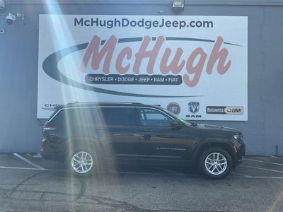 2022 Jeep Grand Cherokee L Laredo 4x4