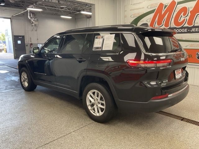 2022 Jeep Grand Cherokee L Laredo 4x4