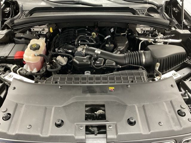 2023 Jeep Grand Cherokee L Laredo 4x4