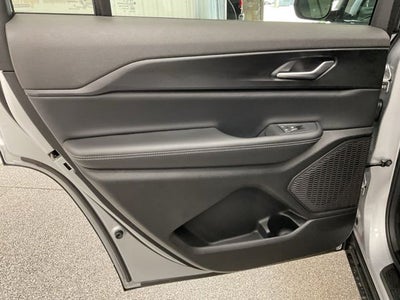 2026 Jeep Grand Cherokee GRAND CHEROKEE L LAREDO X 4X4