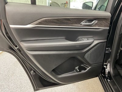 2026 Jeep Grand Cherokee GRAND CHEROKEE L LAREDO ALTITUDE 4X4