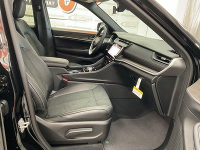 2026 Jeep Grand Cherokee GRAND CHEROKEE L LAREDO ALTITUDE 4X4