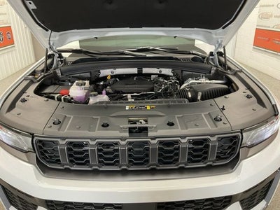 2026 Jeep Grand Cherokee GRAND CHEROKEE L LAREDO ALTITUDE 4X4