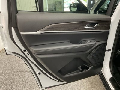2026 Jeep Grand Cherokee GRAND CHEROKEE L LAREDO ALTITUDE 4X4