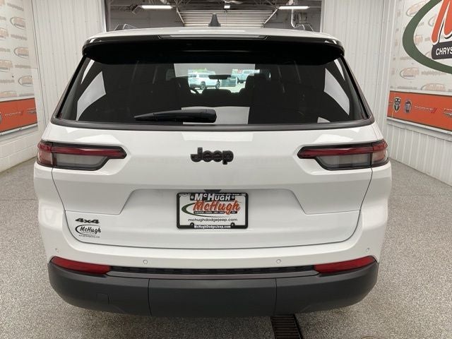 2026 Jeep Grand Cherokee GRAND CHEROKEE L LAREDO ALTITUDE 4X4