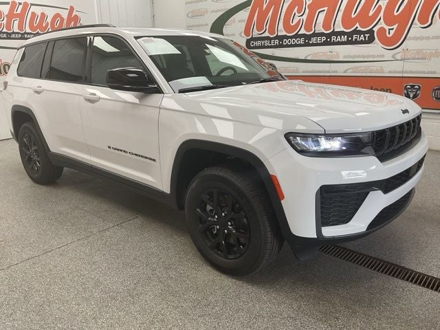 2026 Jeep Grand Cherokee GRAND CHEROKEE L LAREDO ALTITUDE 4X4